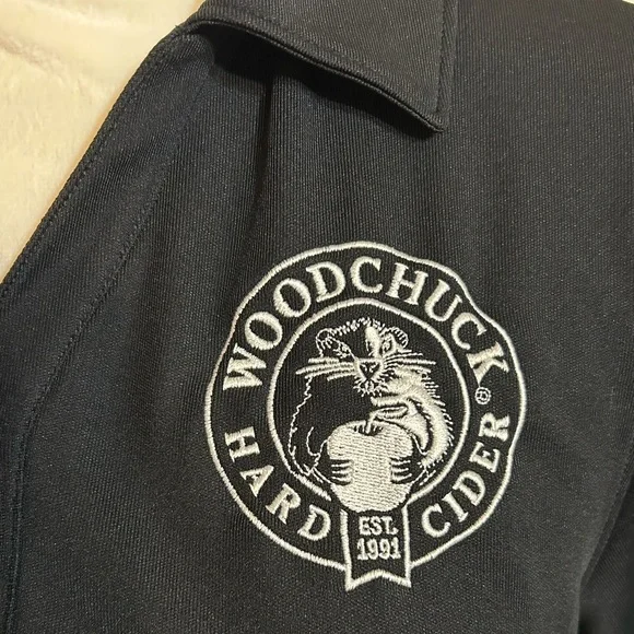 Under Armour Heat Gear Woodchuck Hard Cider Shirt Size Small - Picture 3 of 6